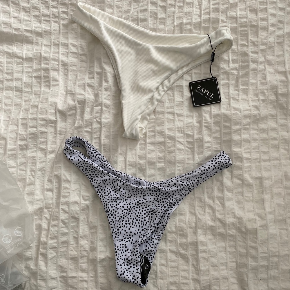 NWT Zaful Bikini Bottoms